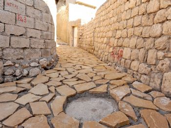 Mardin'in Sokakları Ferş Taşıyla Kaplanıyor