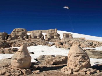 KOMMAGENE - Nemrut Dağı, Malatya İle Adıyaman Arasında Paylaşılamıyor