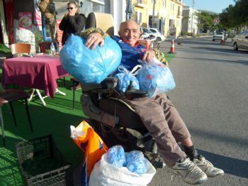 İSKIT - Yürüme Engelli İsmet Turguttekin,engelliler İçin Kapak  Topluyor