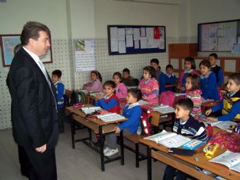 Kaymakam Karahan Okullarda İnceleme Yaptı