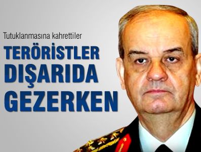 ERDAL SIPAHI - Komutanlardan Başbuğ yorumu