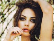 Mila Kunis, Christian Dior'un yeni yüzü