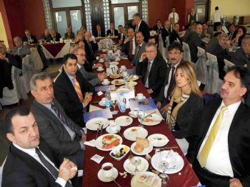 KURUPELIT - Omü Rektörü Prof. Dr. Hüseyin Akan, Yeniden Adaylık Sinyali Verdi