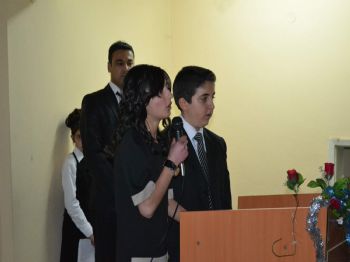 TÜRKÇE ÖĞRETMENI - Şenkaya’da Şiir Dinletisi Programı