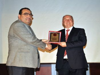 MEHMET OKUR - Deprem Profesörü Nazillilileri Uyardı