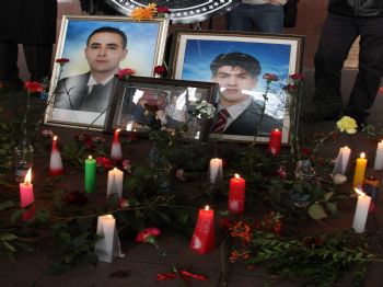 Diyarbakır'da, Uçak Kazasında Ölenler Anıldı