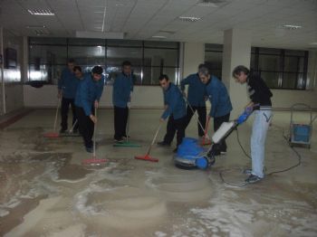Diyarbakır Eğitim ve Araştırma Hastanesinde Temizlik Seferberliği