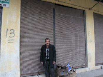 ALIFUATPAŞA - Bir Hafta İçinde İki Kez Aynı Depoya Giren Hırsızlar 8 Ton Ayva Çaldı