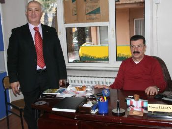 Cumartesi Sohbetlerinin İlk Konuğu Akşit Oldu