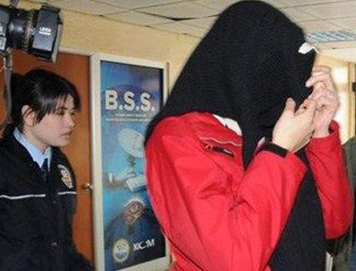 YASEMIN KOZANOĞLU - Eski manken Yasemin Kozanoğlu tutuklanma istemiyle mahkemeye sevk edildi