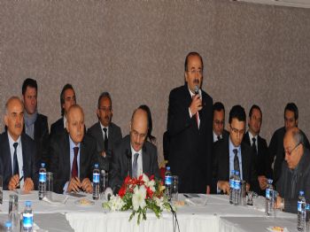 AYDıN BıYıKLıOĞLU - Türk-islam Dünyası Mühendislik-mimarlık ve Şehircilik Proje Olimpiyatları Toplantısı