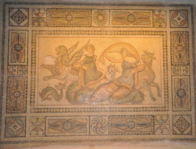 Zeugma Mozaik'e ziyaretçi akını