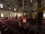 Aziziye Belediyesi Camileri Temizliyor
