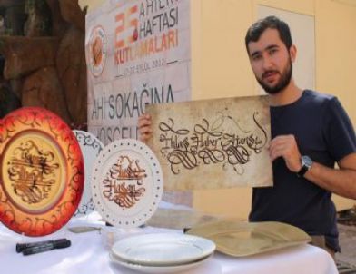 Kaligrafi İle Kırşehir Tarihini Yazacak