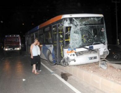 Mersin'de Trafik Kazası: 1 Ölü, 7 Yaralı