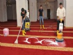 Mardin Belediyesi Cami, Vakıf ve Öğrenci Yurtlarını Temizliyor