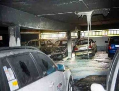 Stockholm'de Türk Mahallesinde Araba Garajı Kundaklandı