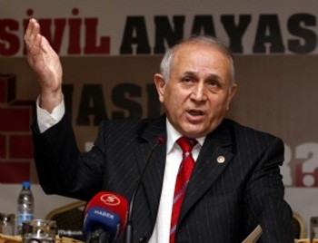 AB raporu Burhan Kuzu'yu çileden çıkardı