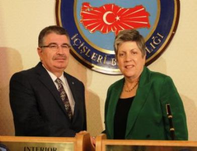 İçişleri Bakanı Şahin, ABD’li Bakan İle Görüştü