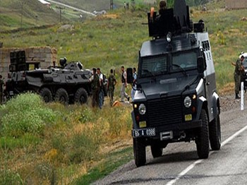 Kastamonu'da Askeri Araç Devrildi