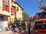 KURTARMA TATBİKATI - Alaplı Belediyesi İtfaiyesinden Yangın ve Kurtarma Tatbikatı