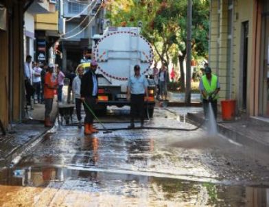 Beşikdüzü'nde Sel Afeti