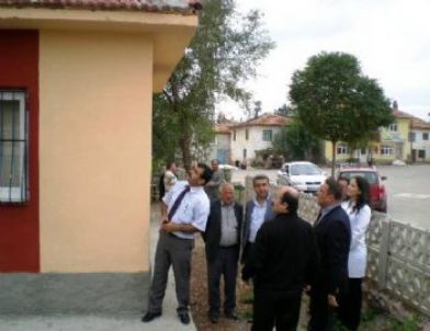 Halk Sağlığı Müdürü Dr. Altaş, Hisarcık'ta İncelemelerde Bulundu