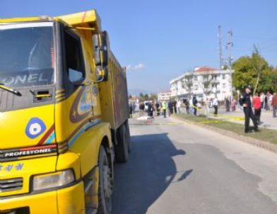 Düzce’de Trafik Kazası: 1 Ölü