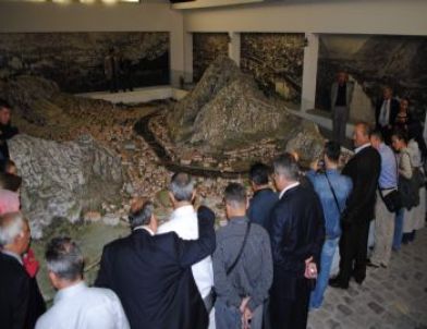 Amasya’nın 100 Yıl Öncesini Ziyaret Ediyorlar