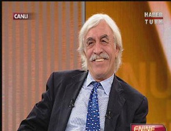 Cengiz Çandar: Başbakan izliyor diye frene basıyorum