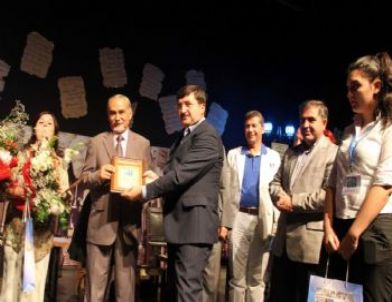 Şairlerden Şiir Dolu Gece