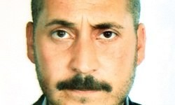 Aramızda dolaşıyor ve aranıyor