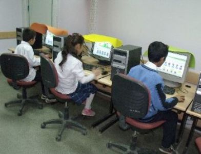 Bingöl'de Öğrenciler, Okul Temsilcisini Elektronik Ortamda Seçti