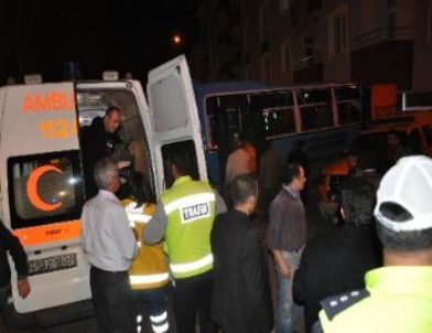 Erzurum'da Midibüsün Freni Boşaldı: 8 Yaralı