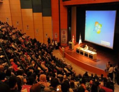 SAÜ’de Edebiyat Semineri