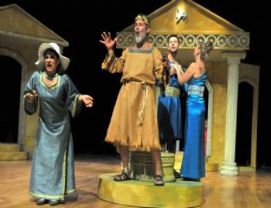 Aspendos Güzeli Seyirciyle Buluşuyor