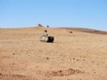 ASKERİ TATBİKAT - TSK, Suriye'nin Kobani Sınırında Askeri Tatbikat Gerçekleştirdi