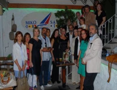 Yaşamını Yitiren Ünlü Modist Esin Yılmaz Dostlarından Anlamlı Gece