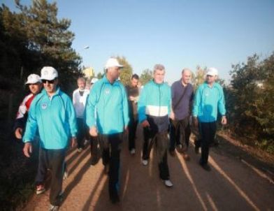 Sağlıklı Yaşam Yürüyüşleri Dünyaya Model Oluyor