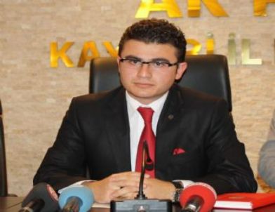 Ak Parti Gençlik Kolları’ndan 18 Yaş Değerlendirmesi