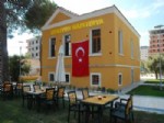 İZMIR VALILIĞI - Tarihi Bina Restore Edildi, Kafe Oldu