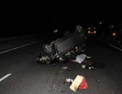 Araç Kontrolden Çıkarak Karşı Şeride Geçti, 2 Kardeş Öldü