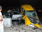 İzmir'de Trafik Kazası: 3 Yaralı