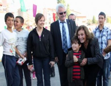 Tiyatro’nun Üç Ustası Keklikpınarı’nda Yanyana