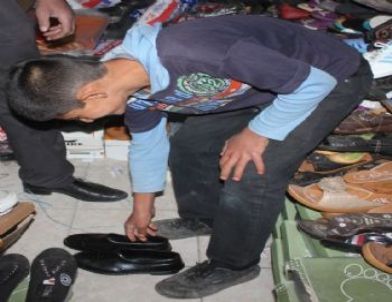 Bayramlık Kara Lastik Ayakkabı