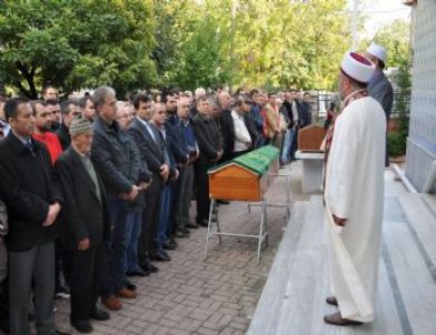 Selde Hayatını Kaybeden Baba ve Oğlunun Cenazeleri Toprağa Verildi