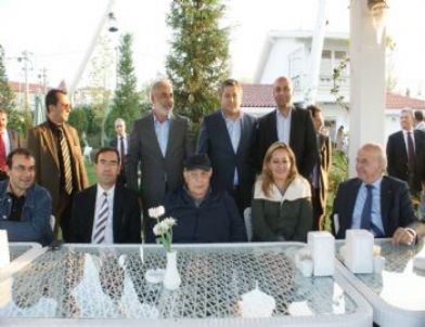 9'uncu Cumhurbaşkanı Süleyman Demirel, Sapanca’da Anılarını Tazeledi