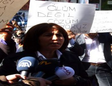 Bdp’den Açlık Grevindeki Mahkumlar İçin Eylem