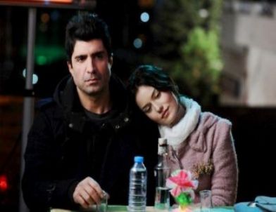 Özcan Deniz, 'evim Senin' Filminin Galası İçin Adana'ya Gelecek