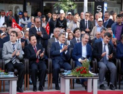 Bakan Dinçer: “BDP’lilerinki Beyhude Çabalardır”